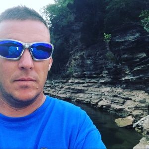 Meet your Posher, Clayton